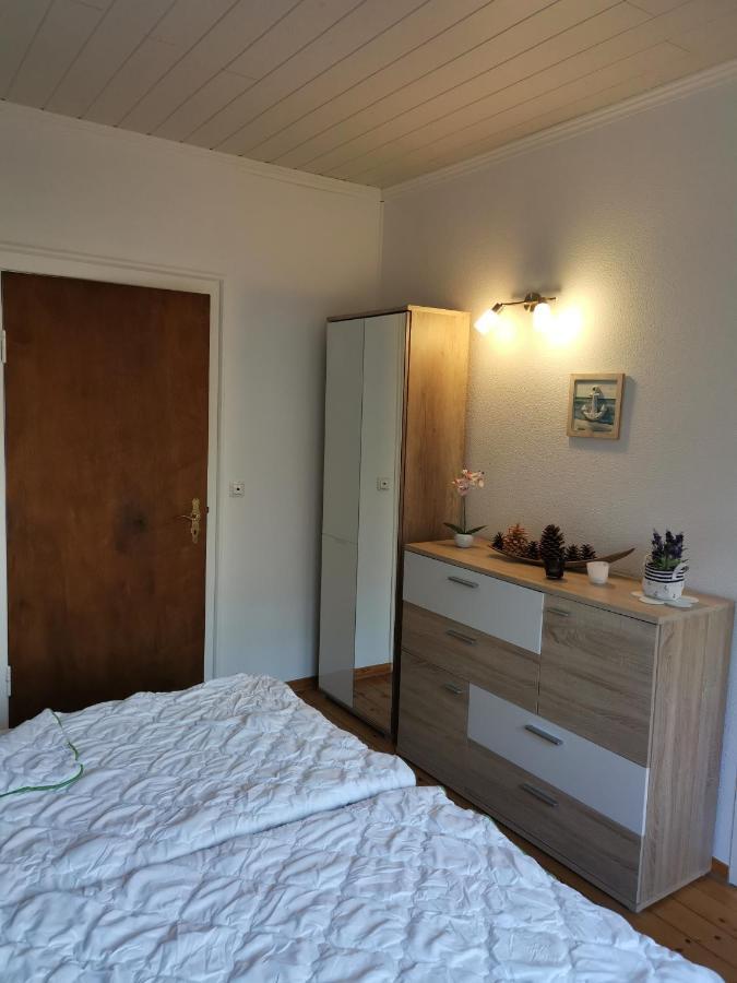 Susan'S Ole Schoolhus Fehmarn Bagian luar foto