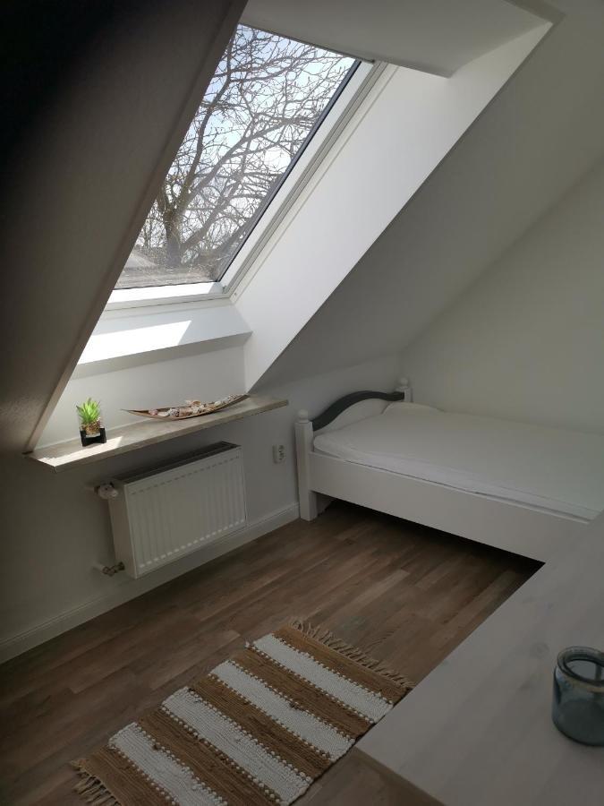 Susan'S Ole Schoolhus Fehmarn Bagian luar foto