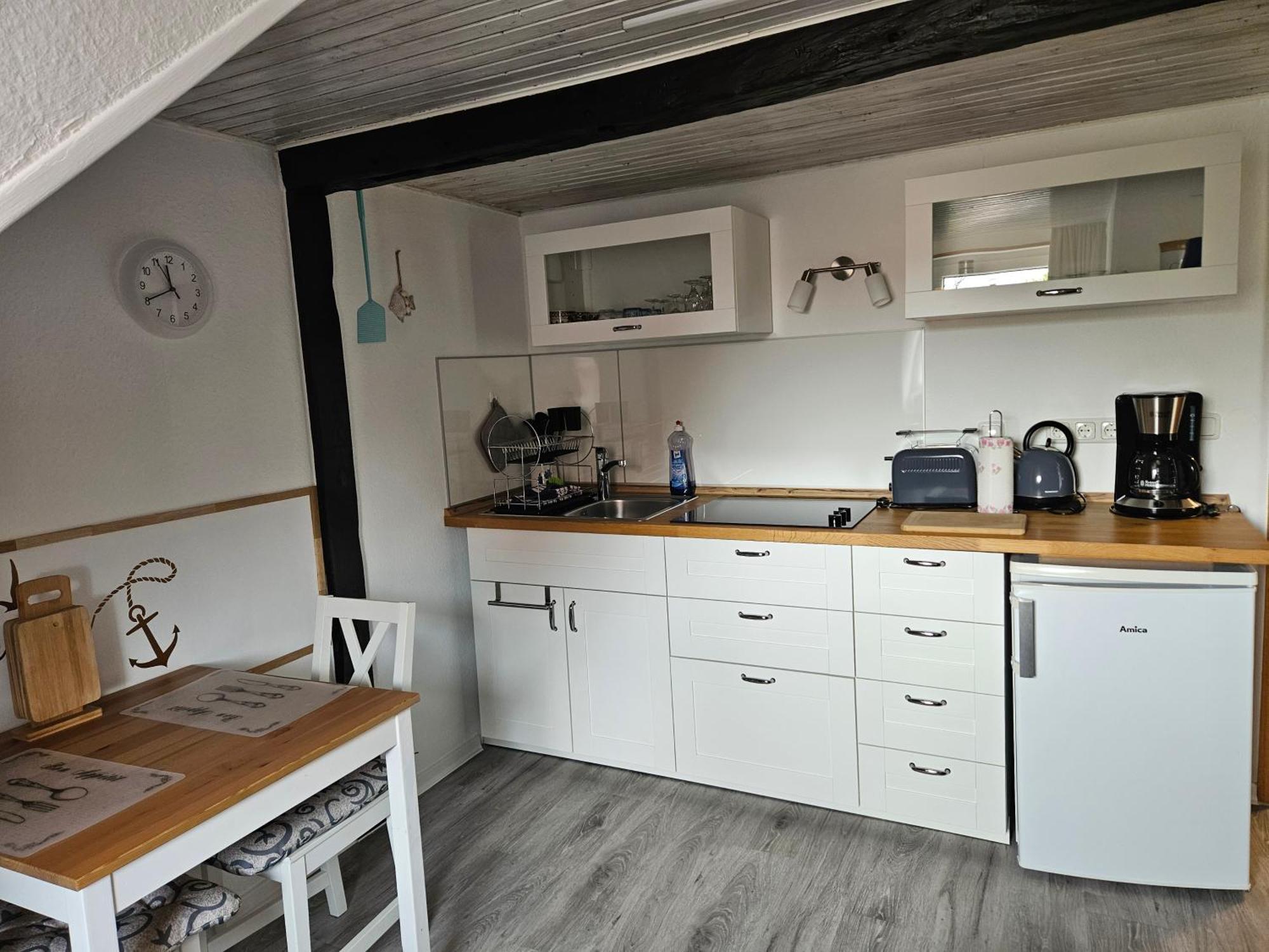 Susan'S Ole Schoolhus Fehmarn Bagian luar foto